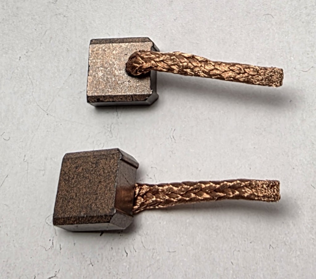 Náhradní uhlíky 6,3 x 12,8 x 13,4 mm