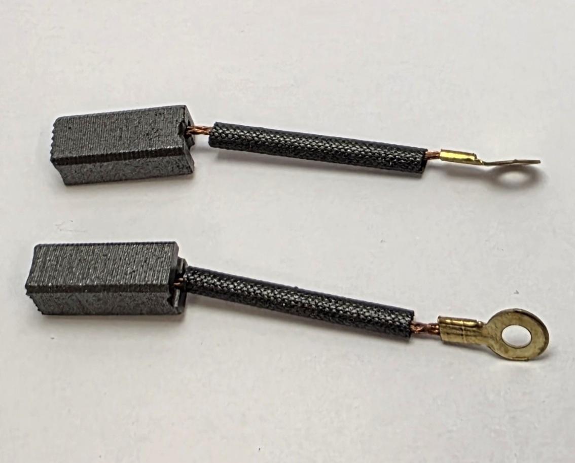 Náhradní uhlíky 6,3 x 7,3 x 17,5 mm